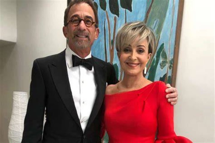 Annie Potts And Steven Hartley: A Hollywood Power Couple