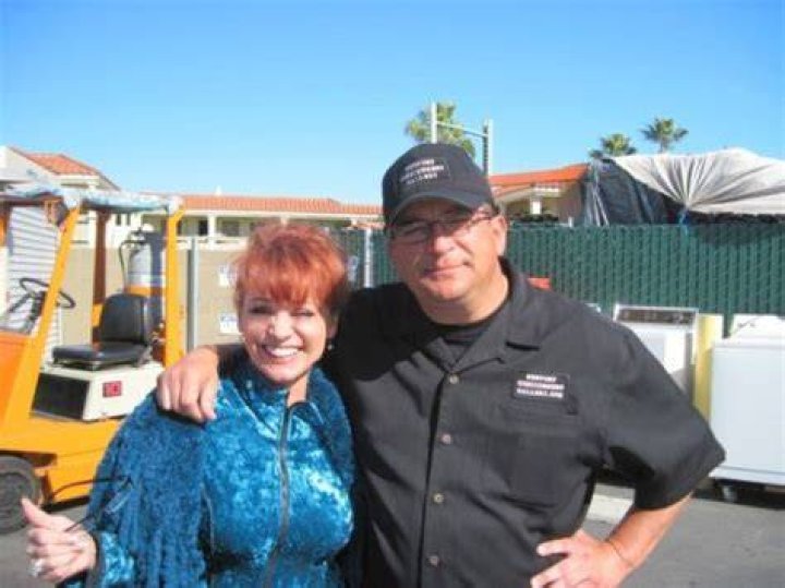 Does Dave Hester Have A Wife?