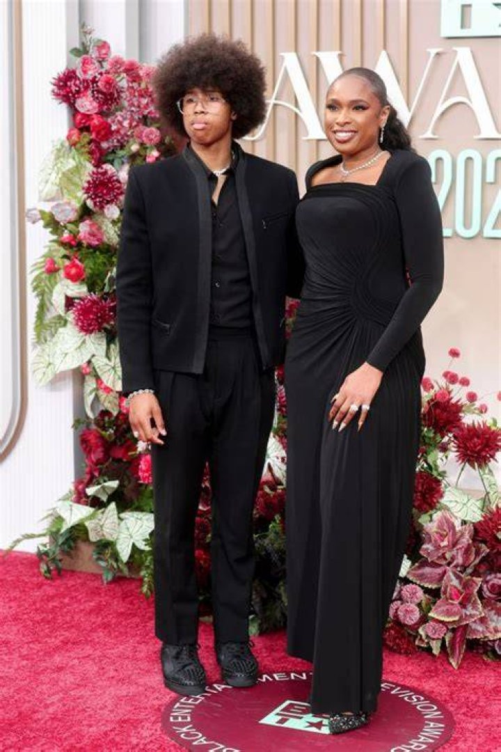 Does Jennifer Hudson Remain In A Relationship With Common?
