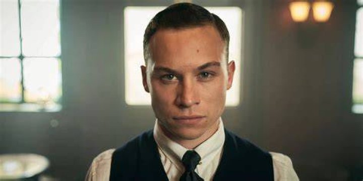 Finn Cole, The Star Of 'Peaky Blinders': Who's His Wife?