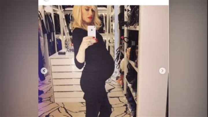 Gwen Stefani Pregnant: Baby Bump And Pregnancy Journey