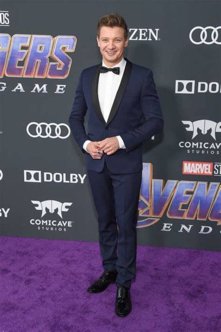 Jeremy Renner Height: Uncovering The Details