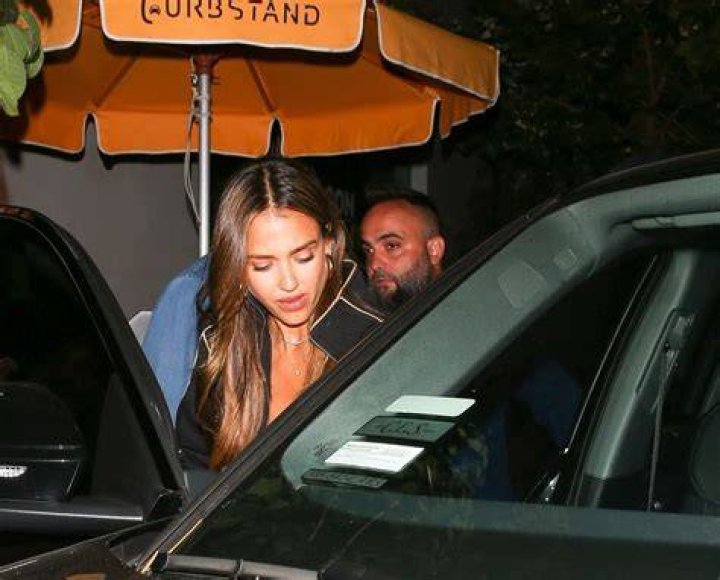 Jessica Alba's Sister: Uncovering The Sibling Bond