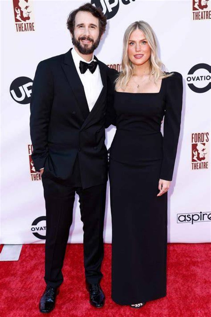 Josh Groban's Wife: A Look At His Relationship
