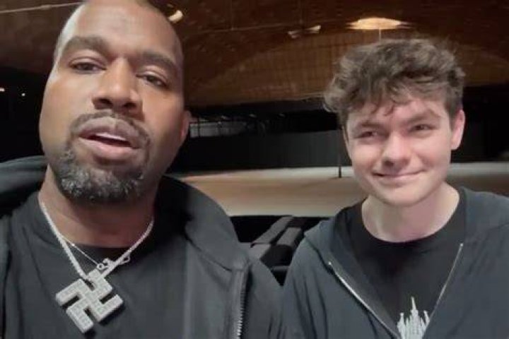 Kanye West's Height And Weight Revealed