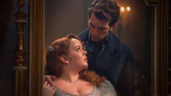Reflections Of Desire: The Bridgerton Mirror Scene Chapter