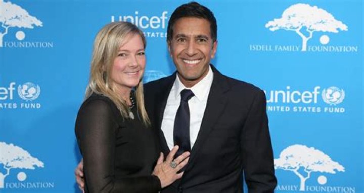 Sanjay Gupta's Wife: Meet The Woman Behind The CNN Chief Medical Correspondent