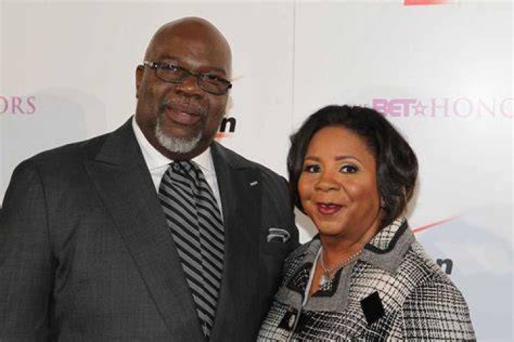 Shocking News: Serita Files For Divorce From T.D. Jakes