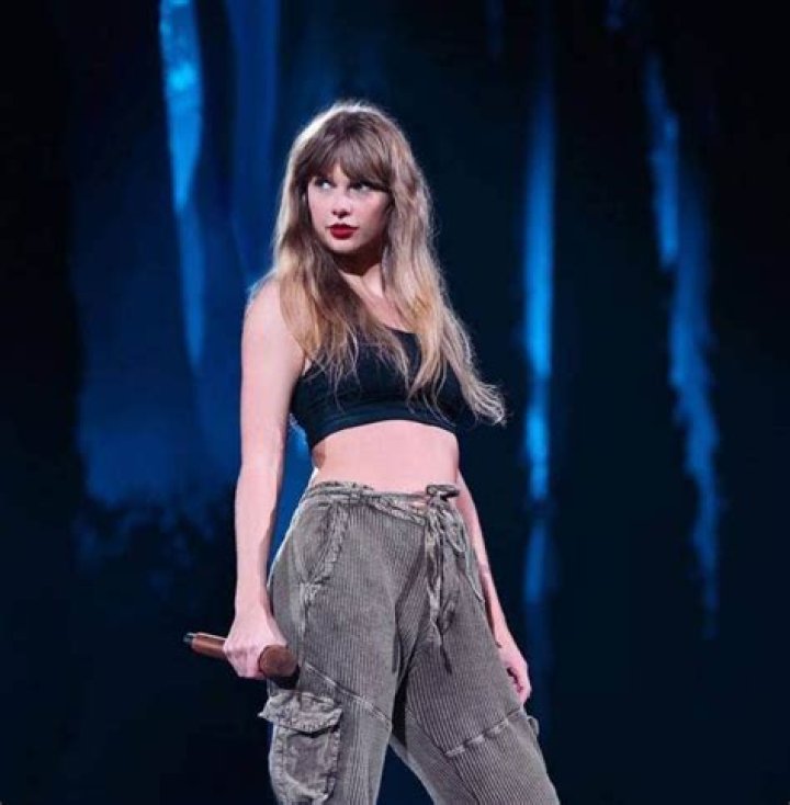 Taylor Swift's Weight Loss Journey: Before And After Measurements
