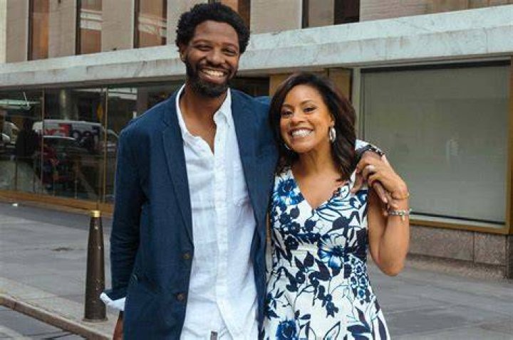 The Love Life Of Whitney Cummings: Who Is Her Husband?