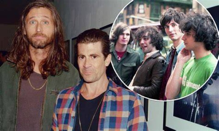 The Ultimate Guide To Julian Casablancas' Siblings: Meet The Clan