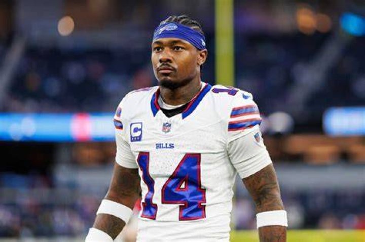 Uncover The Age Of NFL Star Stefon Diggs: Detailed Insights