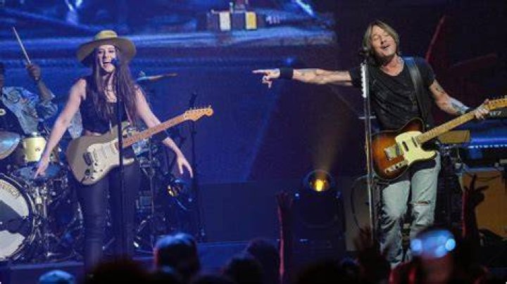 Uncovering The Sibling Connections Of Keith Urban
