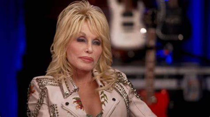 Unraveling The Truth Behind Dolly Parton's Bustline