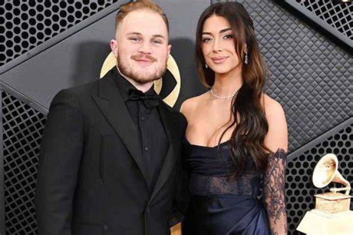 Unveiling The Enigma: Zach Bryan's Ex-Girlfriend