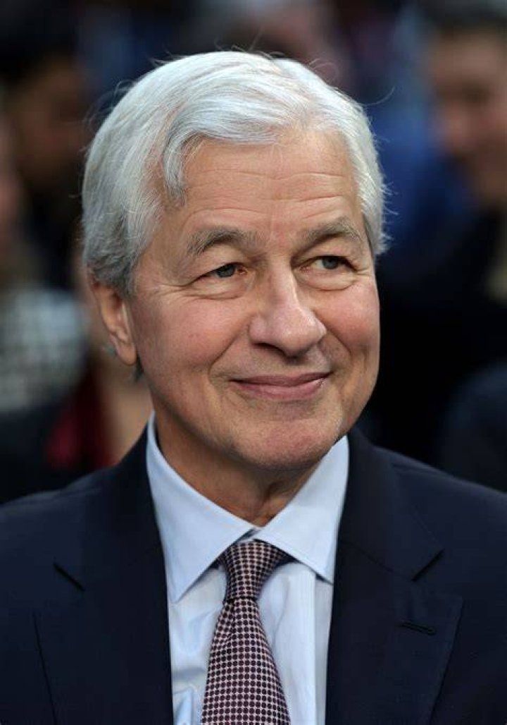 Unveiling The Height Of Jamie Dimon: How Tall Is The Banking Titan?