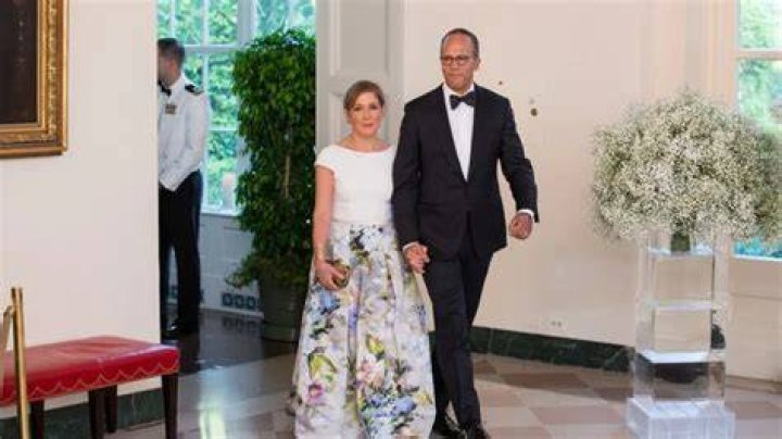 Unveiling The Role Of Lester Holt's Wife: Discoveries And Insights