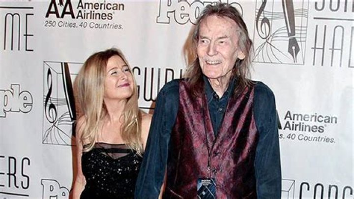 Unveiling The Truth: Gordon Lightfoot's Marriages Explored