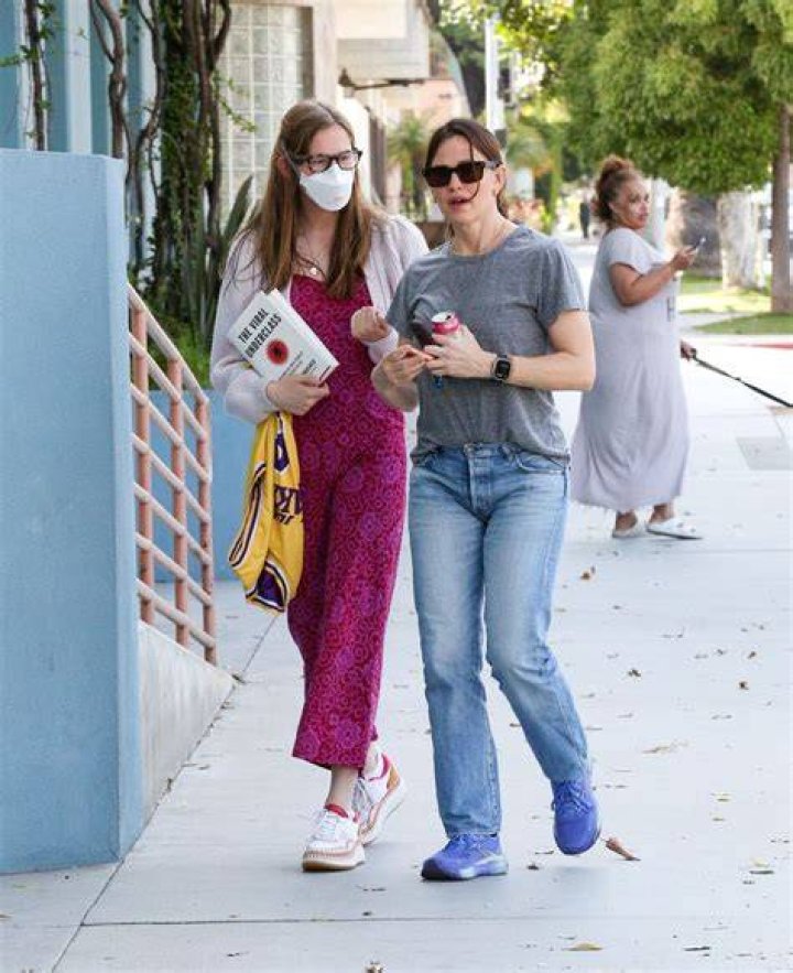 Unveiling The World Of Ben Affleck's Daughters: Discoveries And Insights